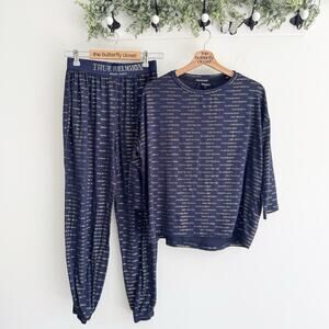 Women’s True Religion Navy Gold Logo Printed Pajama Set Small Beaded LL34877